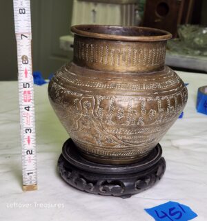 y451- Antique Syrian handmade bronze vessel - Image 1