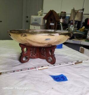 y453- vintage brass bowl w/ stand - Image 1