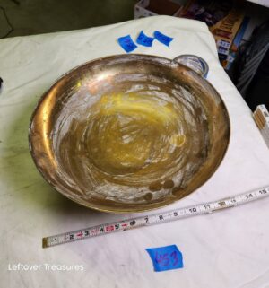 y453- vintage brass bowl w/ stand - Image 2