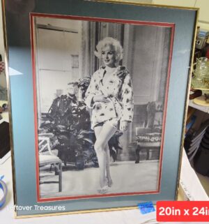 y484- Marilyn Monroe during a 1962 wardrobe test for her unfinished film Somethings Got to Give. 1989 Estate of Marilyn Monroe