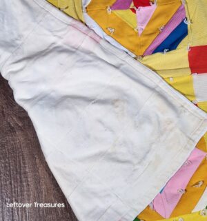 y477- antique homemade quilt - Image 4