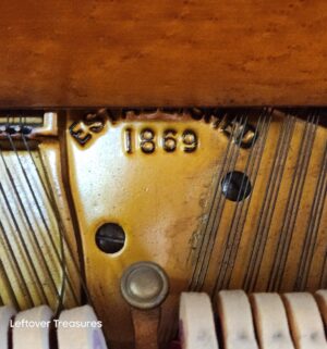 a44- Early 1900s Piano w/ bench. Loading Assistance Available - Image 4