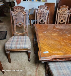 a63- Vintage Jessup Furn. Baroque Style Dining Table w/ cane style back chairs. Very Solid table - Image 2