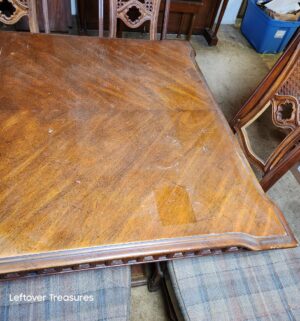 a63- Vintage Jessup Furn. Baroque Style Dining Table w/ cane style back chairs. Very Solid table - Image 4