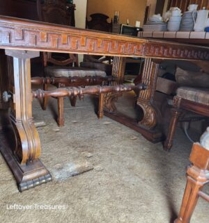 a63- Vintage Jessup Furn. Baroque Style Dining Table w/ cane style back chairs. Very Solid table - Image 11