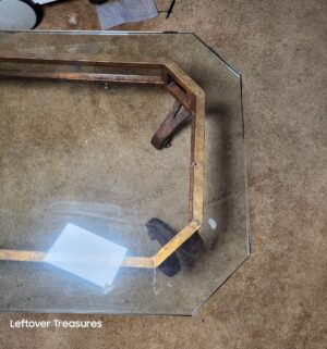 a83- Glass top coffee table. VERY HEAVY. No major chips seen - Image 3