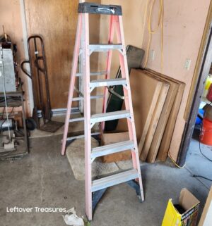 a94- Werner 6 Foot Ladder - Image 1