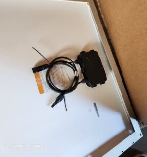 a95- Grape Solar Panels. Sealed in boxes. Model GS-S-100-Fab8 - Image 3