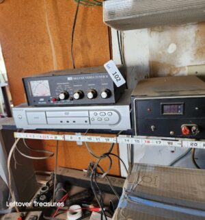 a102- Stereo equipment, speakers in garage - Image 1
