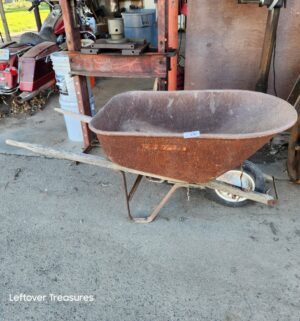 a130- true temper wheelbarrow - Image 1