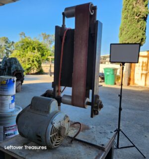 a132- unbranded band saw. Tested/works - Image 2