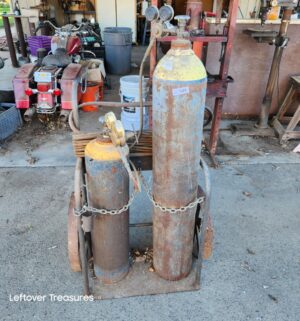 a144- Oxy Acy Welding Cart w/ large tanks w/ gas - Image 1