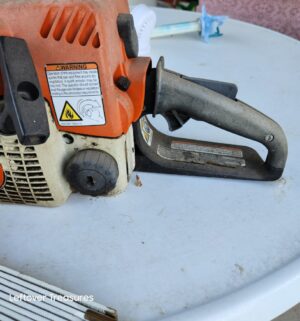 a153- Stihl ms170 chain saw. Has compression - Image 2