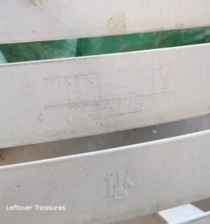 a155- Set of 4 Tiffany Kettler chairs - Image 4