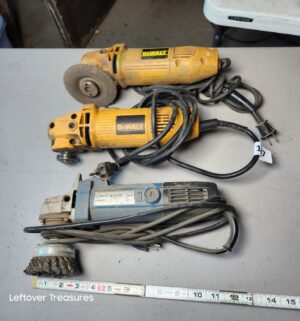 a187- 3 grinders, works - Image 1