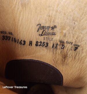 a206- Tony Lama Size 11 boots - Image 4