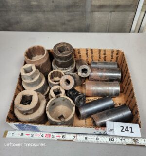a241- mix of heavy-duty impact sockets - Image 1