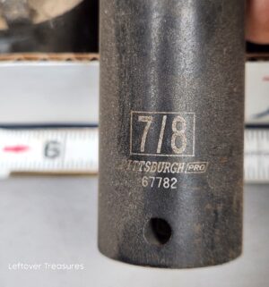 a241- mix of heavy-duty impact sockets - Image 2