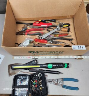 a261- box of misc tools - Image 1