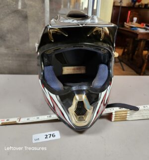 a276- Size XL riding helmet - Image 2