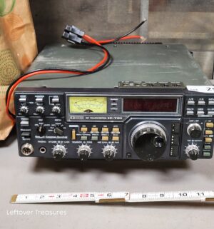 a290- Icom IC-751A High Frequency (HF) transceiver, a popular vintage ham radio model - Image 1