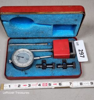 a297- Central Tools 6410 Dial Indicator Set - Image 1