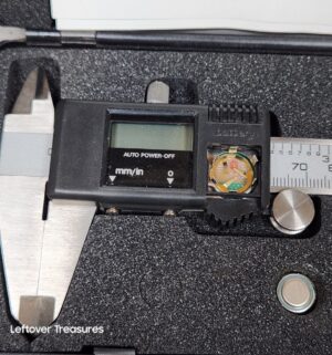 a302- Digital Caliper - Image 2