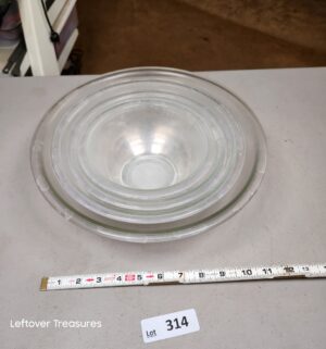 a314- pyrex clear glass mixing bowl set - Image 1