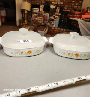 a316- vintage Corning Ware casserole dishes feature the Wildflower pattern - Image 3
