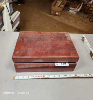 a319- humidor w/ contents - Image 3