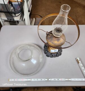 a325- Antique Kerosene Lamp - Image 2