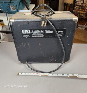 a333- Fender Squier Champ 15 solid-state practice amplifier - Image 2