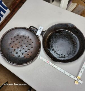 a352- cast iron skillet w/ mis-match lid - Image 2
