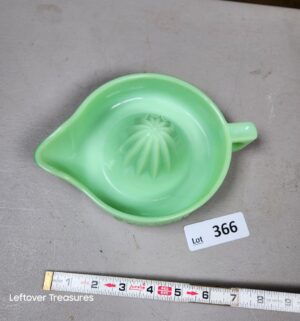 a366- vintage McKee Sunkist reamer made from uranium jadeite glass - Image 2
