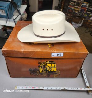 a369- Stetson Cowboy Fan Size 7 1/4 - Image 1