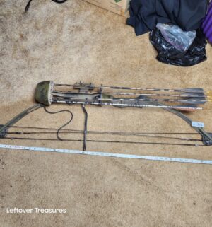 a375- Fred Bear Signature Line compound bow - Image 1