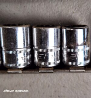 a424- Snap on Sockets - Image 3
