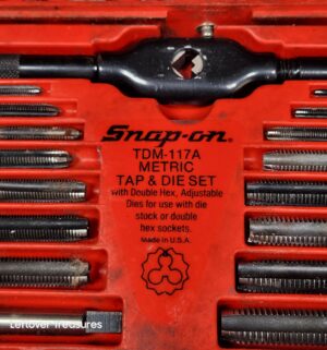 a429- Snap-on TDM-117A 41-piece metric tap and die set - Image 2