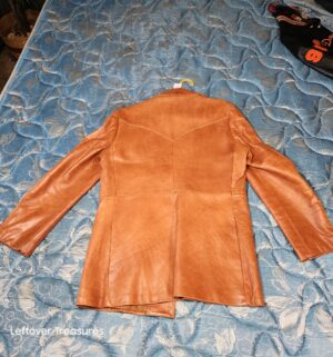 a439- Vintage Startown Leather Coat Size 42 - Image 4