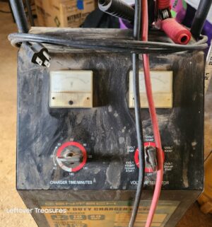 a444- Centech Heavy Duty Batter Charger - Image 2