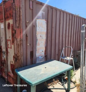 a452- (SEE VIDEO TOUR) 1980s used 20-foot shipping container. Car Parts not included - Image 4