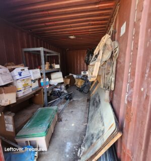 a452- (SEE VIDEO TOUR) 1980s used 20-foot shipping container. Car Parts not included - Image 11