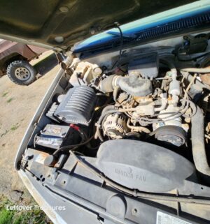 a461- 1998 Chevrolet Silverado. Runs and drives. Non Op. Sold AS IS. Clean Title. Pink Slip Transfer - Image 14