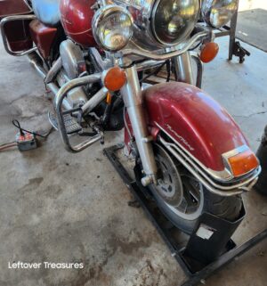 a462- 1997 Harley Davidson Road King Motorcycle. Runs. Drives. Salvaged Title. Owner Restored. Non Op. Pink Slip Transfer - Image 13