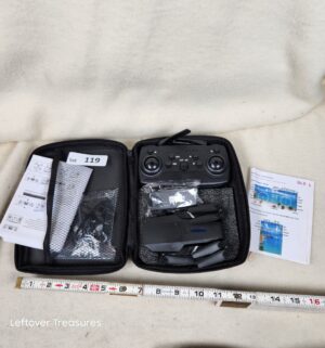 b119- YOMI foldable quadcopter drone with a camera