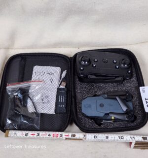 b120- foldable drone w/ camera