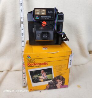 b154- Kodak Kodamatic 940 Instant Camera