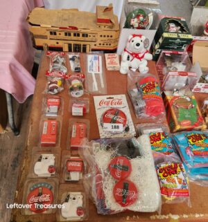 b188- Coca Cola Figurine Collection