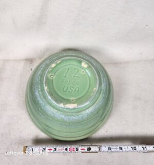 b190- Bauer 12 Green Ringware Bowl - Image 3
