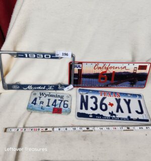 b196- License Plate Collection. Texas. Wyoming, Ca